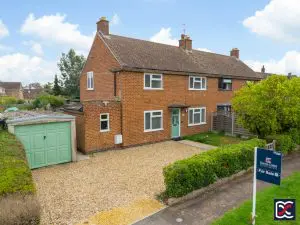 Fairfield Road, Paulerspury