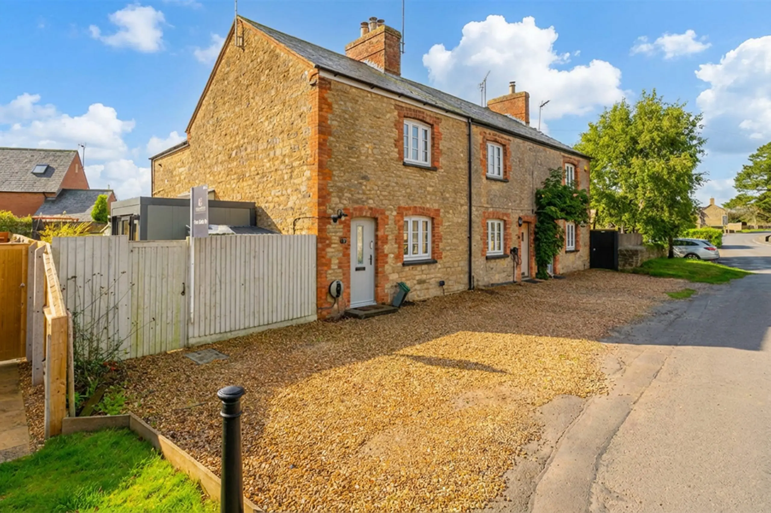 High Street, Paulerspury