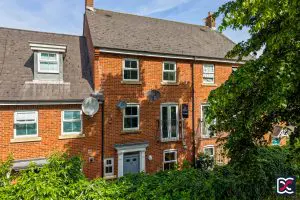 Finedon Road, Wellingborough