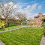 BartonHolmeREARGARDEN