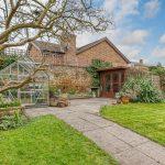 BartonHolmeREARGARDEN