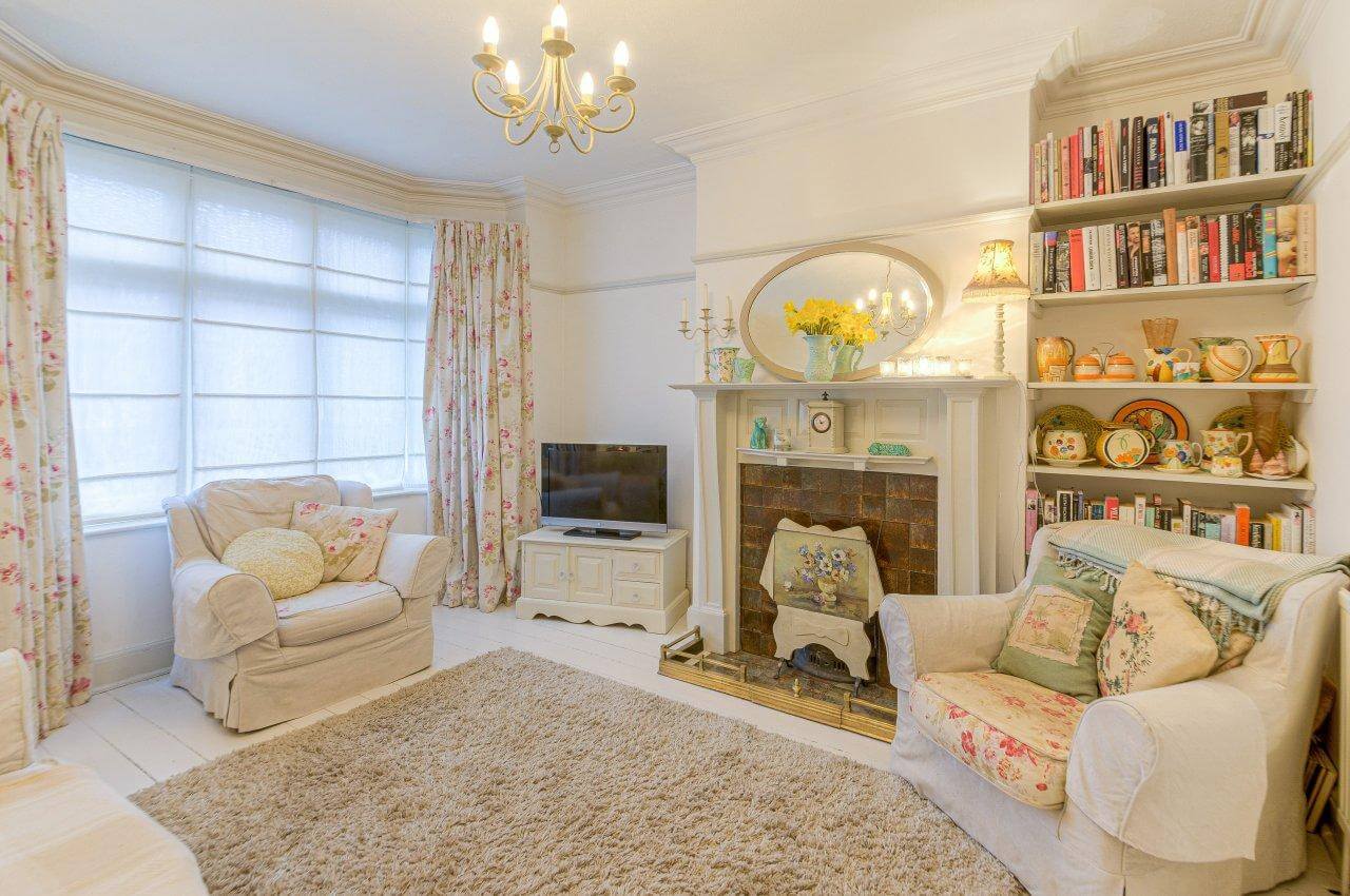 32 Garrick Road, Abington, Northampton, NN1 5ND FOR SALE