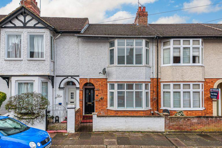 34 Garrick Road, Abington, Northampton