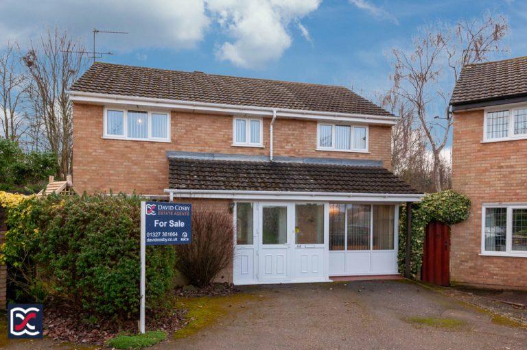 Christchurch Drive, Stefen Hill, Daventry