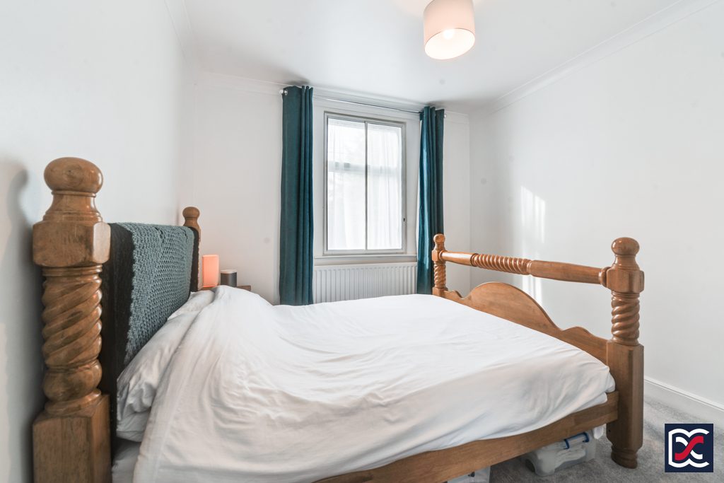 Kettering Road, Rothwell David Cosby Chartered Surveyors & Estate Agents