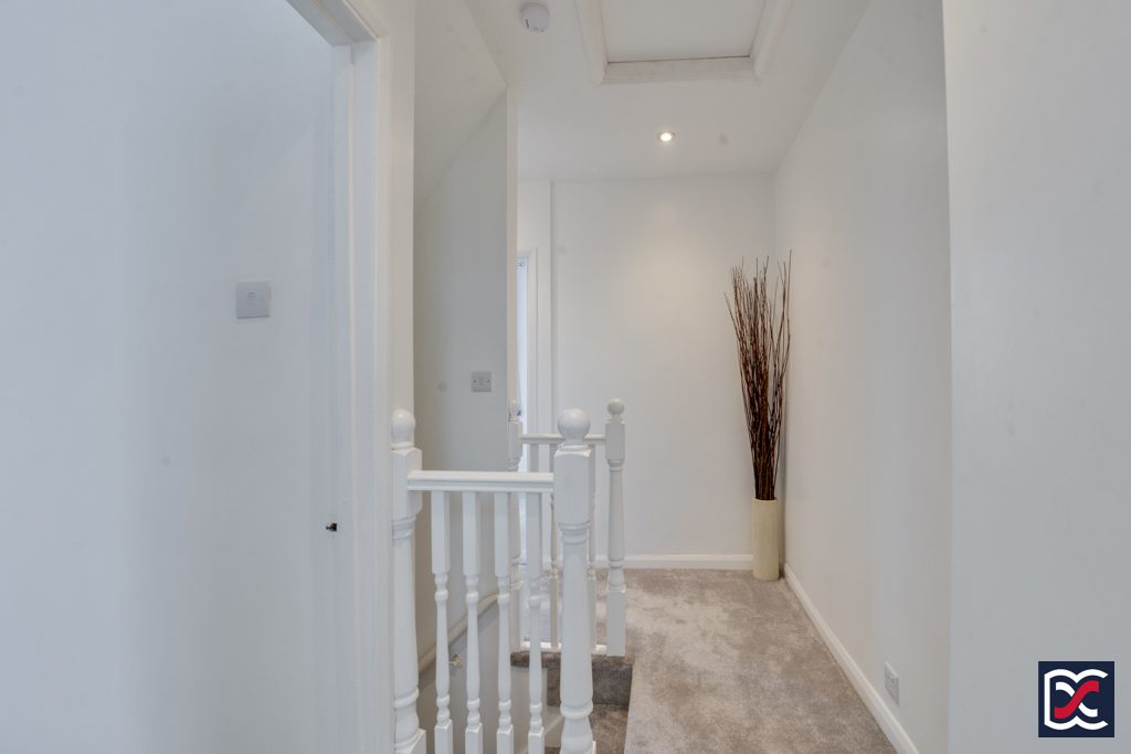 Kettering Road, Rothwell David Cosby Chartered Surveyors & Estate Agents