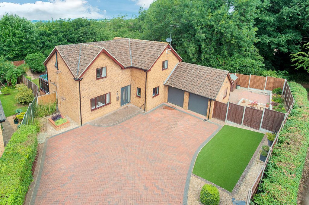 Northampton Estate Agents David Cosby Sales & Lettings