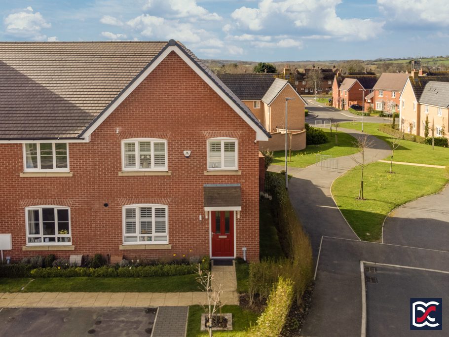 Stonemason Close, Woodford Halse David Cosby Estate Agents