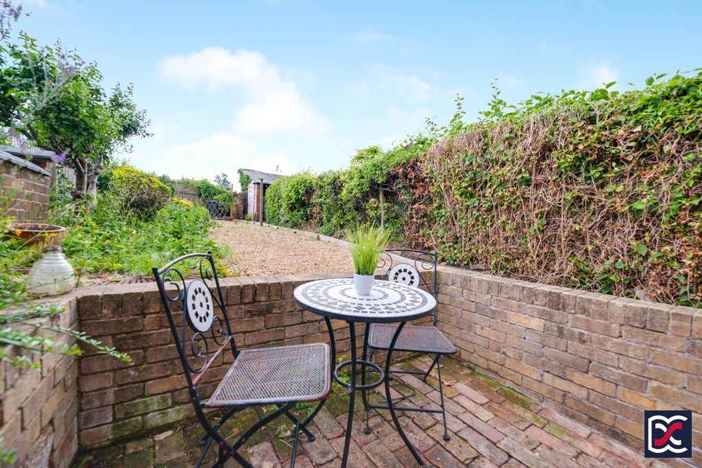 Thorpe Cottage, Weedon David Cosby Estate Agents