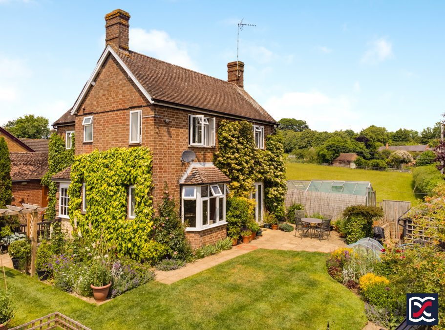 Hill Farm House, Church Lane, Slapton, Towcester