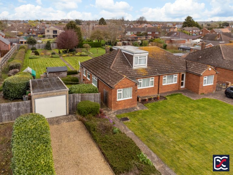 Mounthill Avenue, Old Stratford-3