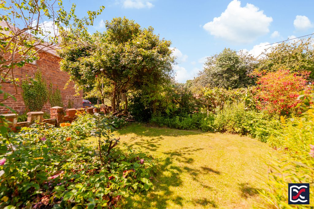 Hill View, Eydon FOR SALE David Cosby Estate Agents