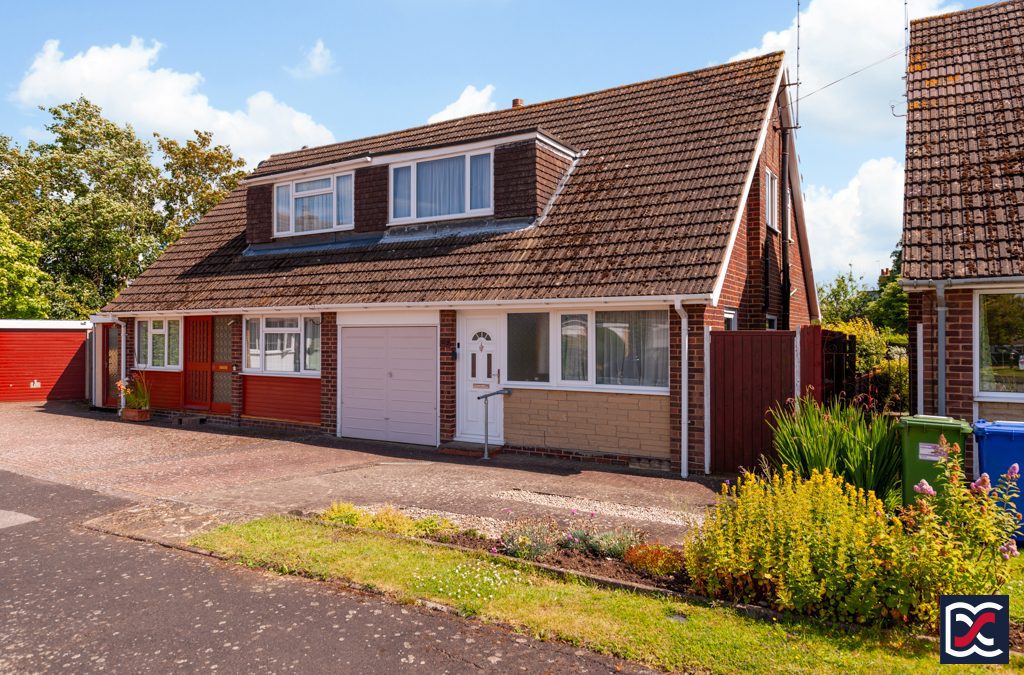 Norton Crescent, Towcester